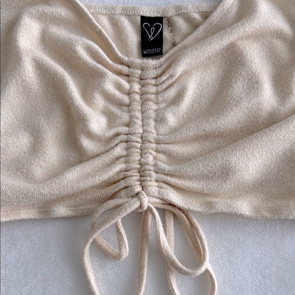 Cream Ruched Crop Top - Picture 2 of 4